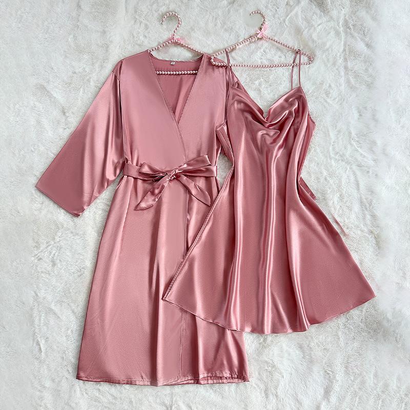 Long Strappy Nightgown Coat, Sexy Pajamas and Fashionable Home Wear Set 1XL рожевий
Long Strappy Nightgown Coat, Sexy Pajamas and Fashionable Home Wear Set 1XL рожевий