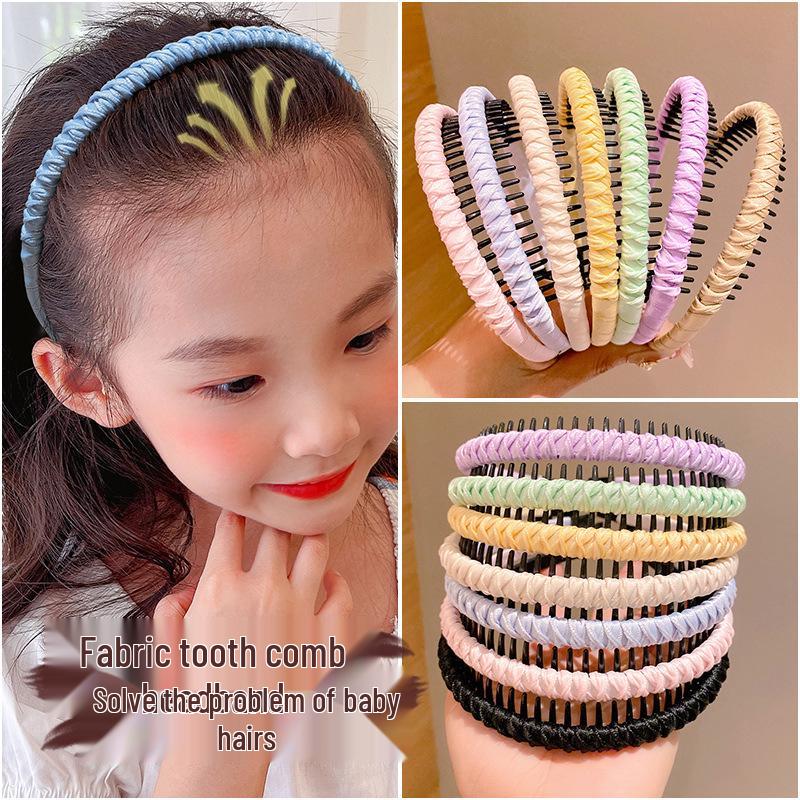 Plaid Non-Slip Headband for Girls - Fabric Hair Accessory with Simple Teeth Design
Plaid Non-Slip Headband for Girls - Fabric Hair Accessory with Simple Teeth Design