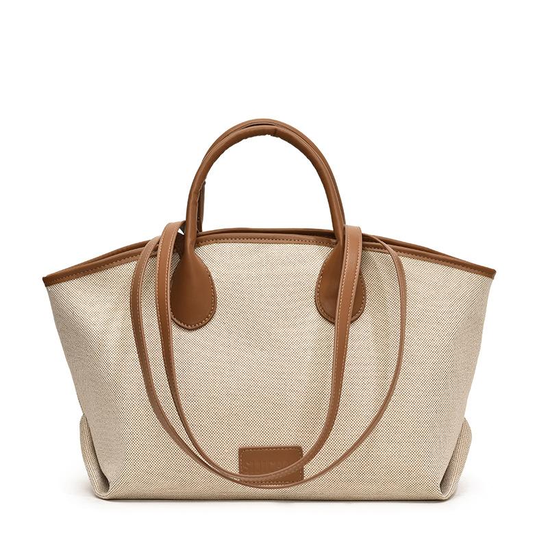 Вместительная повседневная сумка-тоут контрастного цвета, модная и простая сумка через плечо для通勤, темпераментная трендовая женская портативная сумка-мессенджер One size коричневый
Вместительная повседневная сумка-тоут контрастного цвета, модная и простая сумка через плечо для通勤, темпераментная трендовая женская портативная сумка-мессенджер One size коричневый