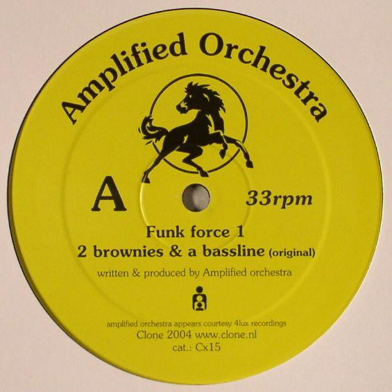 12inch Record AMPLIFIED ORCHESTRA, DEXTER - Amplified Orchestra vs Dexter CX15 Clone 2004 Netherland Dance & Electronica Used
12inch Record AMPLIFIED ORCHESTRA, DEXTER - Amplified Orchestra vs Dexter CX15 Clone 2004 Netherland Dance & Electronica Used