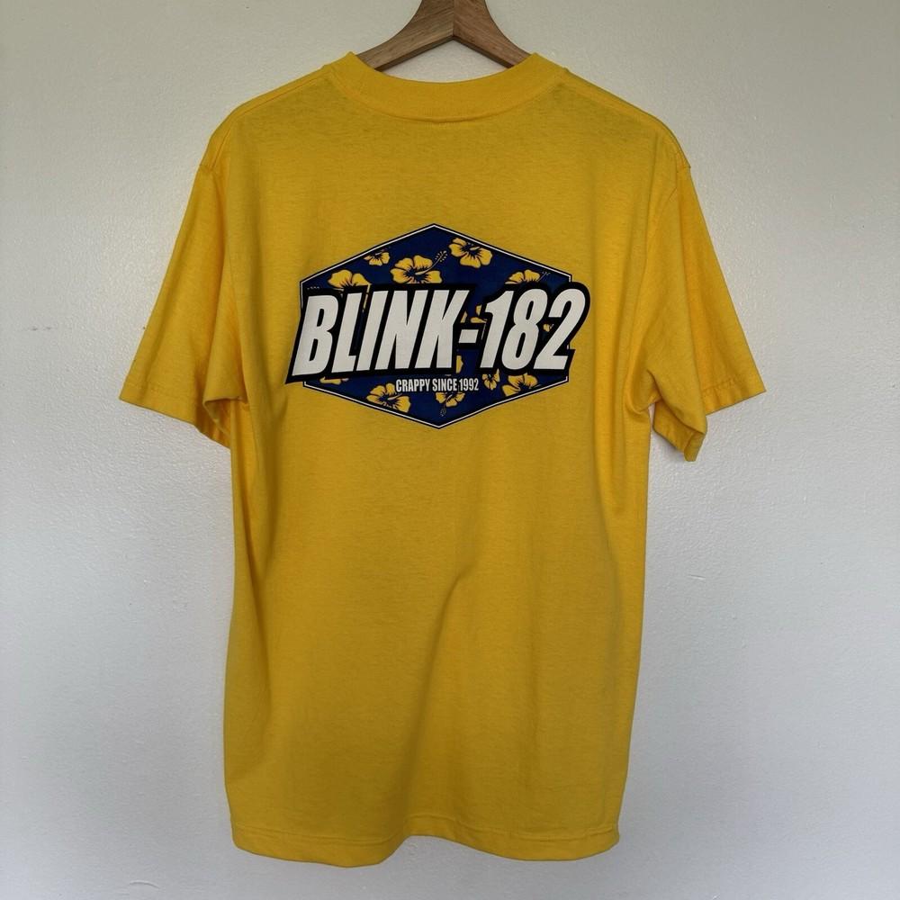 Vintage 90s Blink 182 TShirt Mens Medium Crappy Since 1992 Music Band Tour Tee Unisex T-Shirt XXXXL
Vintage 90s Blink 182 TShirt Mens Medium Crappy Since 1992 Music Band Tour Tee Unisex T-Shirt XXXXL