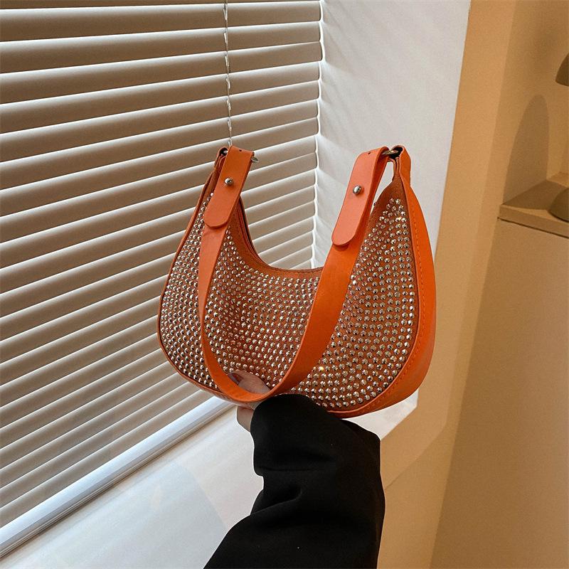 Rhinestone Saddle Bag: 2023 Trendy Women s Crossbody & Shoulder Bag with High-End Design фиолетовый
Rhinestone Saddle Bag: 2023 Trendy Women s Crossbody & Shoulder Bag with High-End Design фиолетовый