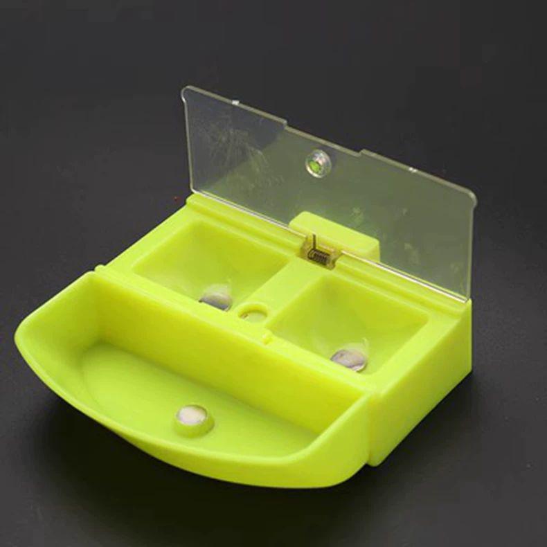 Multi-Functional Fishing Gear: Waist-Hanging Bait Box with Empty Hook & Shake Powder Compartments
Multi-Functional Fishing Gear: Waist-Hanging Bait Box with Empty Hook & Shake Powder Compartments