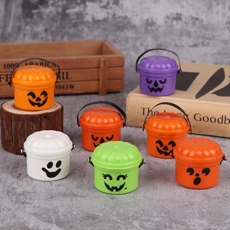 Halloween Nostalgia Buckets Removable Pumpkin Bucket Candy Jar Table Accessories Bedroom Crafts Garden Room Decoration A
Halloween Nostalgia Buckets Removable Pumpkin Bucket Candy Jar Table Accessories Bedroom Crafts Garden Room Decoration A