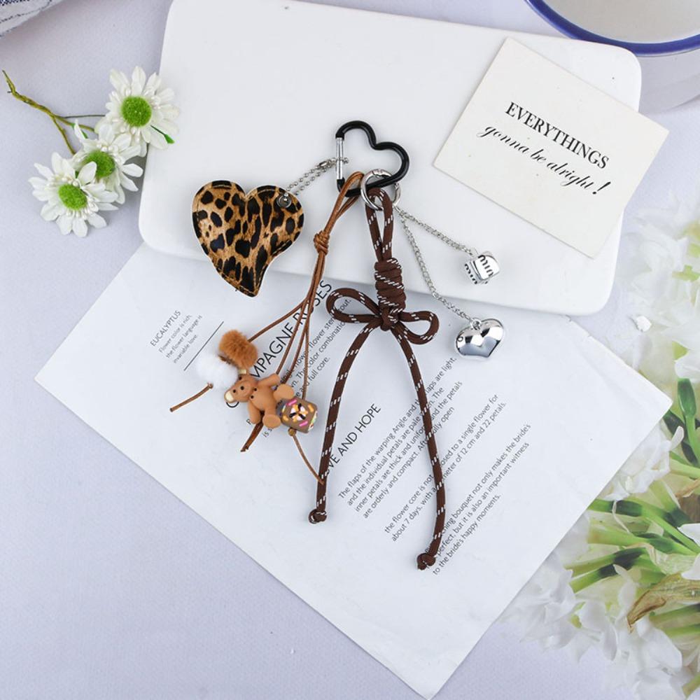 Sweet Heart Purse Hanging Pendants Bow Hanmade Rope Keychain Bag Pendants хакі
Sweet Heart Purse Hanging Pendants Bow Hanmade Rope Keychain Bag Pendants хакі