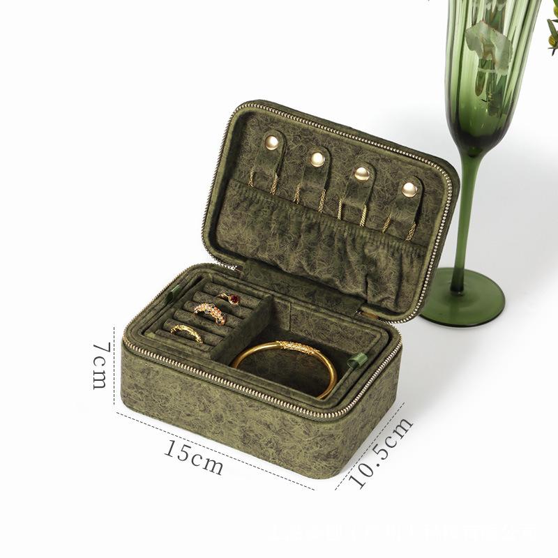Flannel Jewelry Organizer Box Bracelet Rings Display Boxes Flip Cover Jewellery Showcase Cases Multilayer Ornament Storage Case светло-зеленый
Flannel Jewelry Organizer Box Bracelet Rings Display Boxes Flip Cover Jewellery Showcase Cases Multilayer Ornament Storage Case светло-зеленый