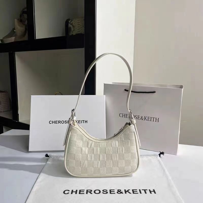 Niche Cream Crescent Bag Women s Autumn and Winter Premium Sense Baguette Shoulder Bag Underarm Bag
Niche Cream Crescent Bag Women s Autumn and Winter Premium Sense Baguette Shoulder Bag Underarm Bag