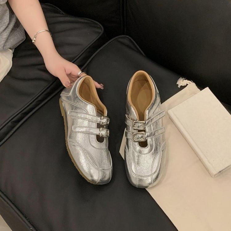 Retro Shoes, Women s Shoes, Casual Shoes, Single Shoes 40 срібний
Retro Shoes, Women s Shoes, Casual Shoes, Single Shoes 40 срібний