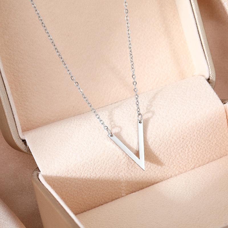 Stainless Steel Metal Hollow Vortex Spiral Pendant Necklace for Women Fashion Gold Color Clavicle Chain Necklace Zircon
Stainless Steel Metal Hollow Vortex Spiral Pendant Necklace for Women Fashion Gold Color Clavicle Chain Necklace Zircon