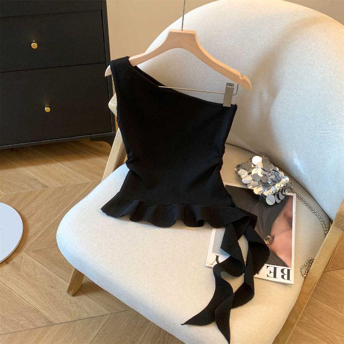 Women s Chic Ice Silk One-Shoulder Ruffle Knit Tank Top - Summer Pure Desire Niche Fashion One Size чорний
Women s Chic Ice Silk One-Shoulder Ruffle Knit Tank Top - Summer Pure Desire Niche Fashion One Size чорний
