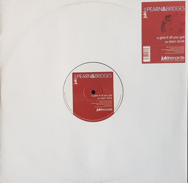 12inch Record PEARN & BRIDGES - Give It All You Got JUKI002 Juki Records 2006 UK Dance & Electronica Used
12inch Record PEARN & BRIDGES - Give It All You Got JUKI002 Juki Records 2006 UK Dance & Electronica Used