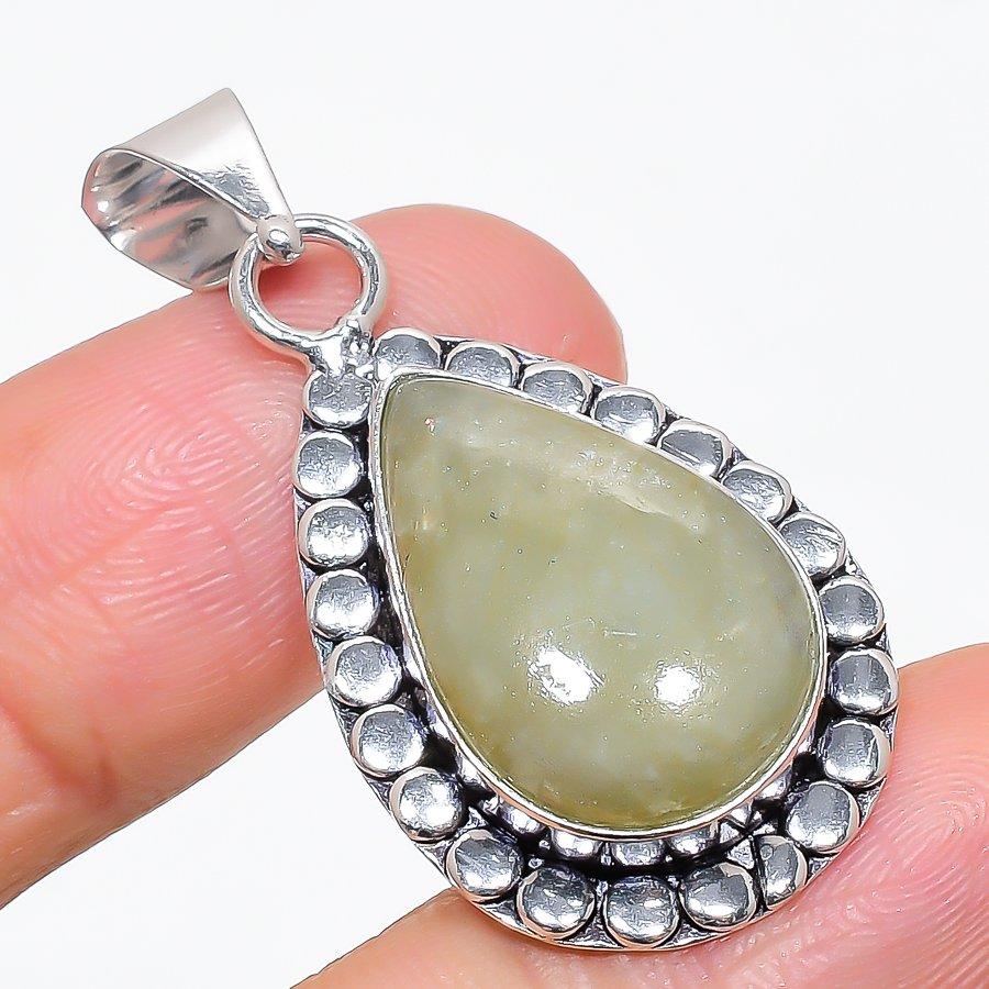 Aquamarine Gemstone Handmade 925 Sterling Silver Jewelry Pendant 1.69 KJ-189
Aquamarine Gemstone Handmade 925 Sterling Silver Jewelry Pendant 1.69 KJ-189