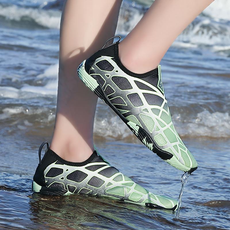 Outdoor creek shoes five-finger beach shoes breathable men s and women s barefoot rafting diving quick-drying swimming shoes indoor fitness shoes 35 черный серый
Outdoor creek shoes five-finger beach shoes breathable men s and women s barefoot rafting diving quick-drying swimming shoes indoor fitness shoes 35 черный серый