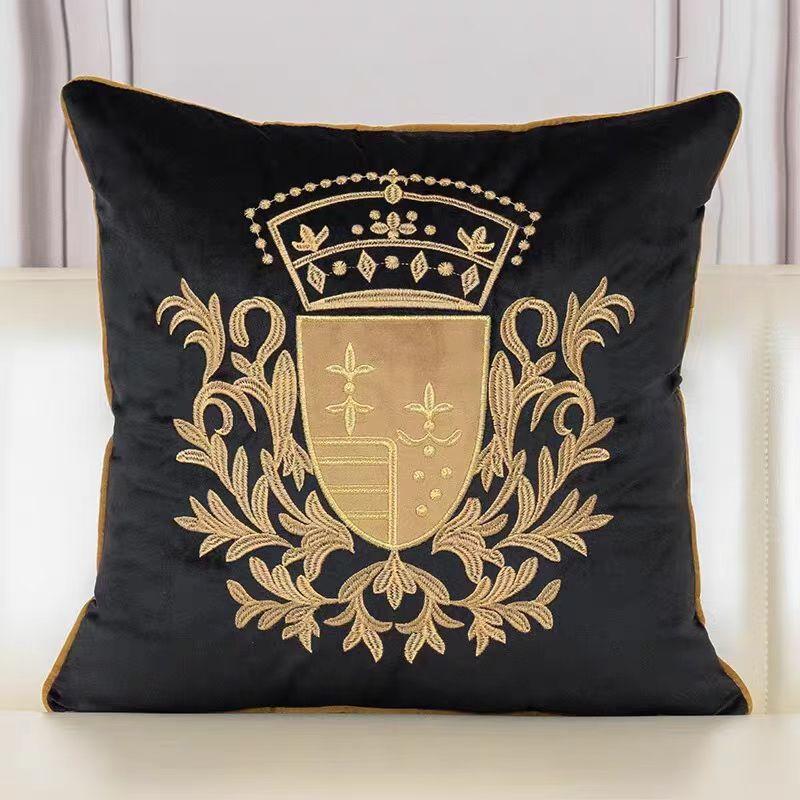 European Style Retro Cushion Cover Solid Color Embroidery Pattern Pillowcase Comfortable Living Room Sofa Throw Pillow Cover 50x50cm
European Style Retro Cushion Cover Solid Color Embroidery Pattern Pillowcase Comfortable Living Room Sofa Throw Pillow Cover 50x50cm