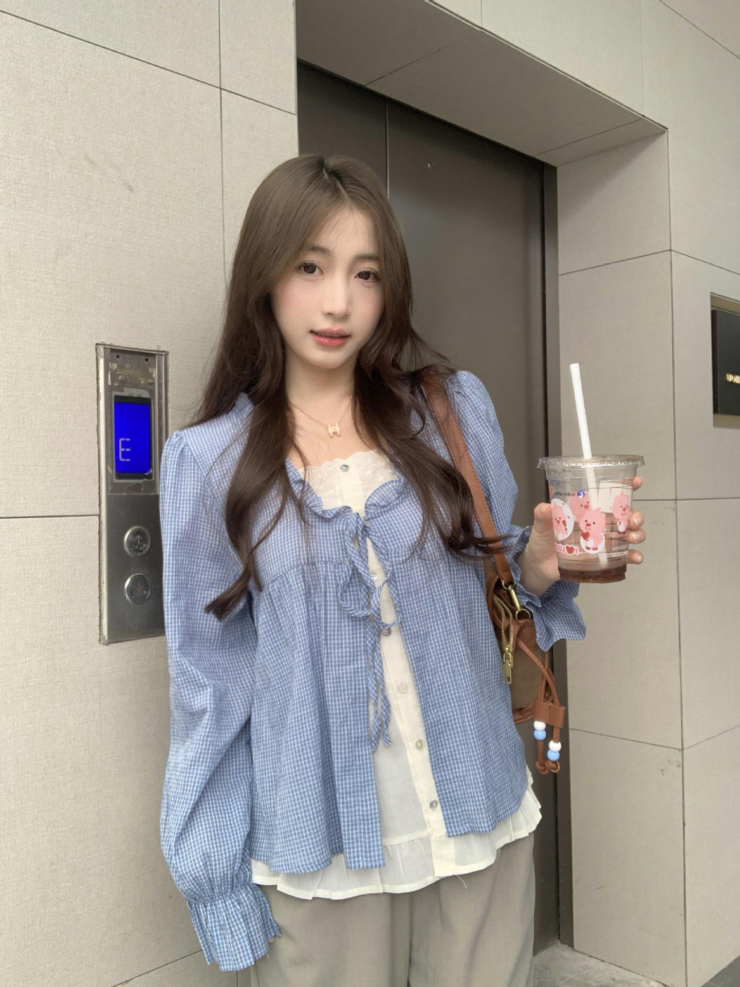 Plus Size Women s Korean-Style Embroidered Lace-Up Two-Piece Sweet Top 2XL (Recommended 70-80 kg)
Plus Size Women s Korean-Style Embroidered Lace-Up Two-Piece Sweet Top 2XL (Recommended 70-80 kg)