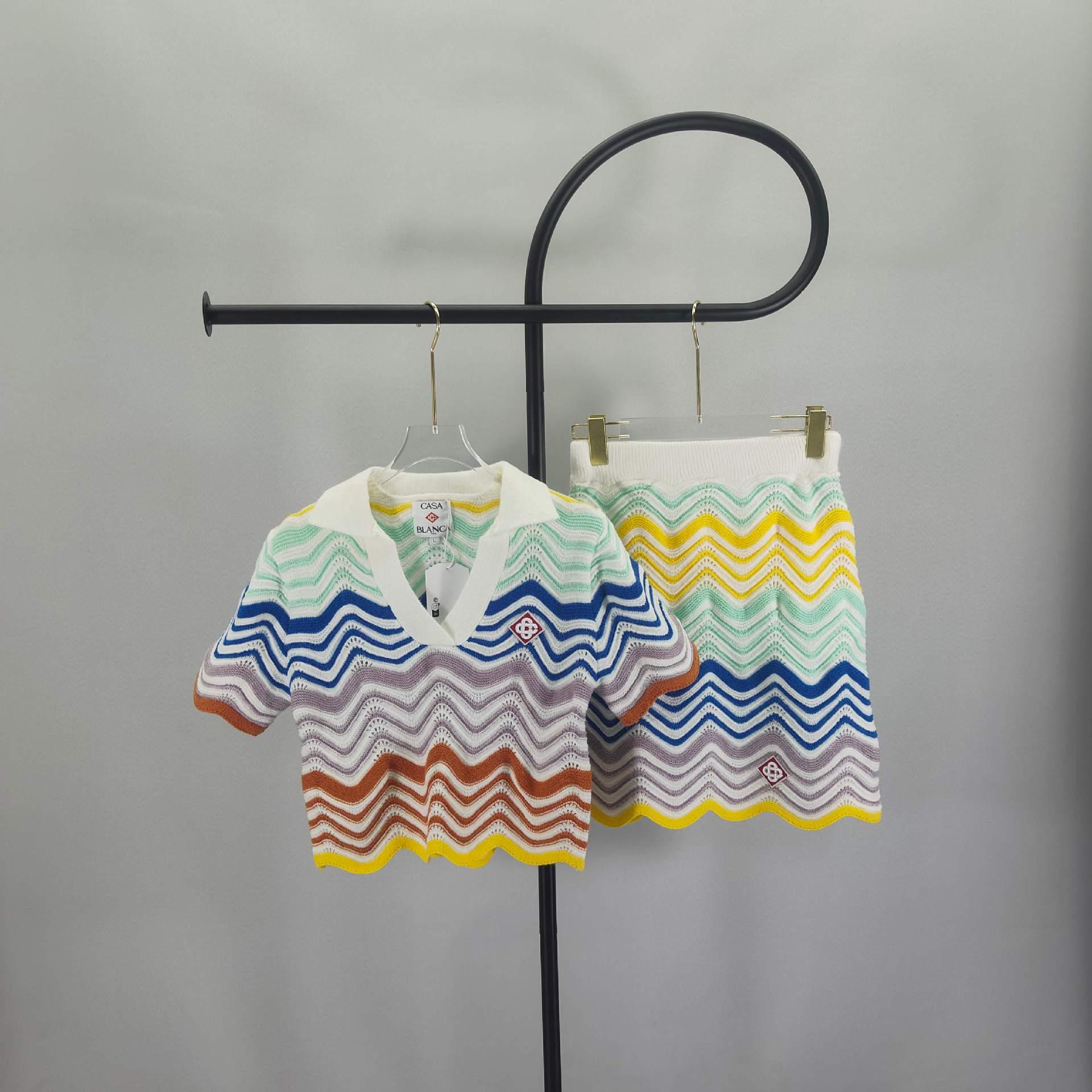 Casa Casa Women s Wave Pattern V-neck Knit Top & Skirt Two-Piece Set Extra Large
Casa Casa Women s Wave Pattern V-neck Knit Top & Skirt Two-Piece Set Extra Large