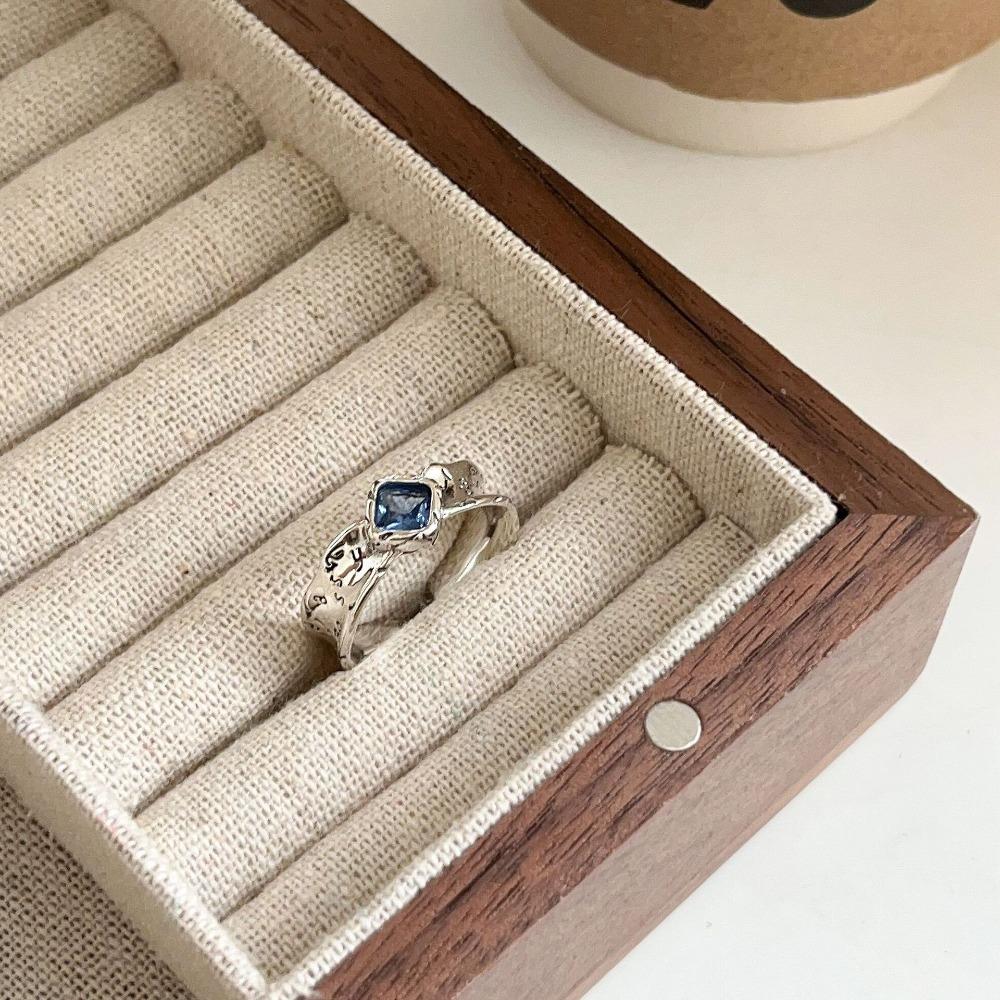 Vintage Graffiti Design Ring Punk Opening Finger Rings High-grade Vintage Opening Ring Lady/Girls
Vintage Graffiti Design Ring Punk Opening Finger Rings High-grade Vintage Opening Ring Lady/Girls