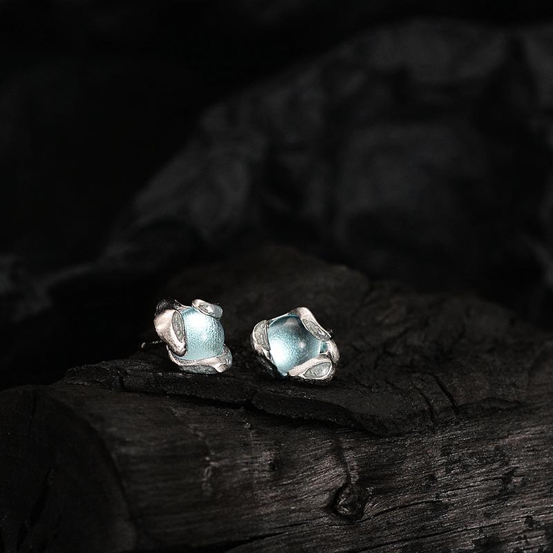 Серьги из эпоксидной смолы Ice Blue Exotic Serpentine Exquisite Temperament S925 Sterling Silver Winding Included Crystal Jewelry Female серебряное озеро синий
Серьги из эпоксидной смолы Ice Blue Exotic Serpentine Exquisite Temperament S925 Sterling Silver Winding Included Crystal Jewelry Female серебряное озеро синий