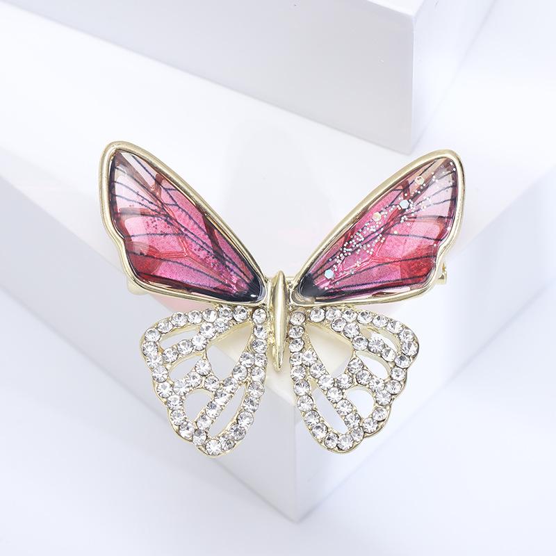 Модная брошь-бабочка с полым бриллиантом, высококачественный темпераментный кардиган, пальто, костюм, аксессуары, противоослепляющие аксессуары
Модная брошь-бабочка с полым бриллиантом, высококачественный темпераментный кардиган, пальто, костюм, аксессуары, противоослепляющие аксессуары