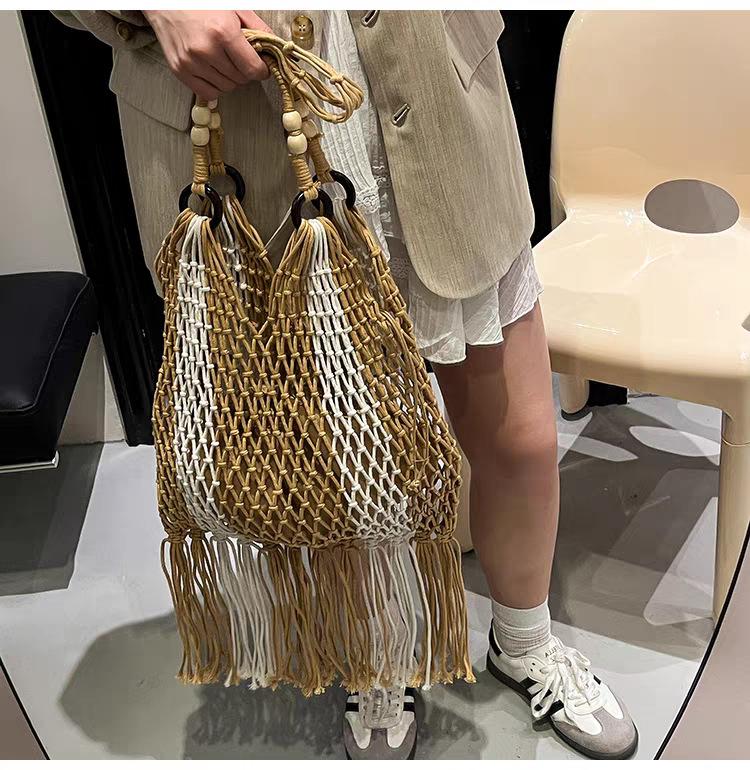 Seaside Vacation Woven Bag Women s Large Capacity Single-shoulder Tote Tassel Hollow Beach 38x1x28
Seaside Vacation Woven Bag Women s Large Capacity Single-shoulder Tote Tassel Hollow Beach 38x1x28