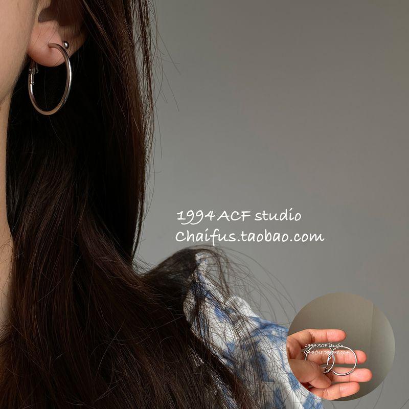 Холодный стиль R669 Студийная линия Чувство нейтральности Серьги-пусеты 30mm pair
Холодный стиль R669 Студийная линия Чувство нейтральности Серьги-пусеты 30mm pair