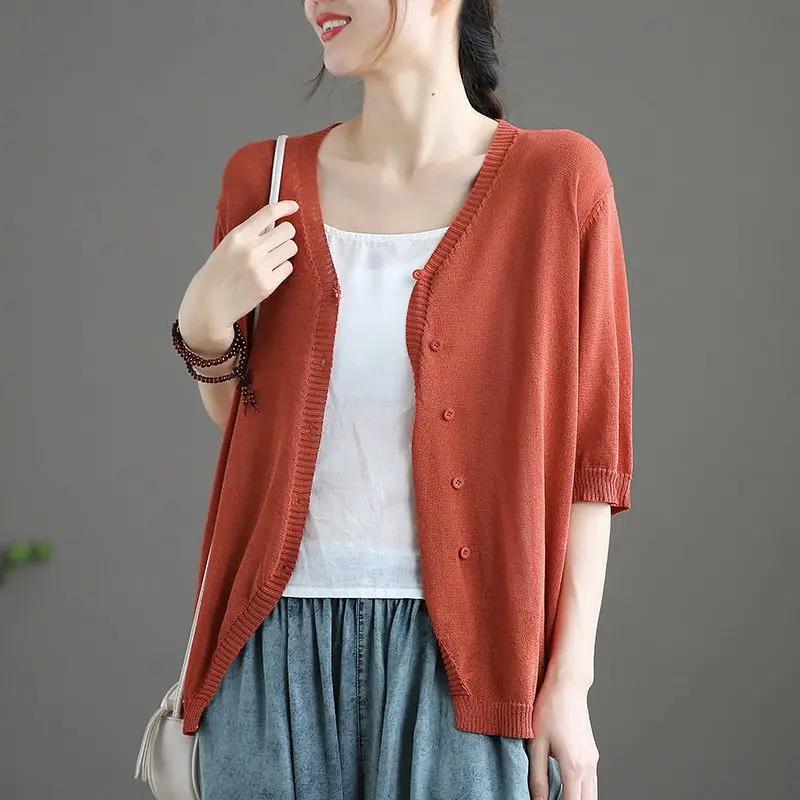 Knitted Sweater Woman Outerwear V Neck Summer Thin Solid Cardigan for Women Trending Fashion Lightweight Harajuku Aesthetic 5XL помаранчевий
Knitted Sweater Woman Outerwear V Neck Summer Thin Solid Cardigan for Women Trending Fashion Lightweight Harajuku Aesthetic 5XL помаранчевий
