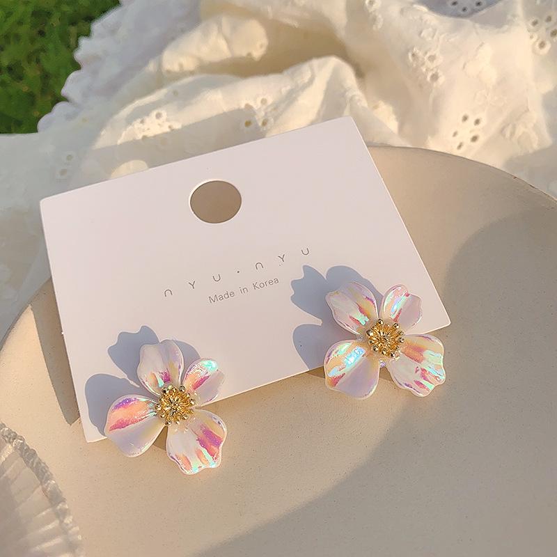 2020 Trendy Pink Laser Flower Earrings with S925 Silver Needles - High-End, Stylish Jewelry for Women
2020 Trendy Pink Laser Flower Earrings with S925 Silver Needles - High-End, Stylish Jewelry for Women