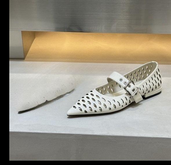 Fashion 2025 Summer New Lacquer Leather Flat Shoes for Women, Pointed Shallow Mouth Hollow One Button Mary Jane Shoes, Single Shoes 42 белый
Fashion 2025 Summer New Lacquer Leather Flat Shoes for Women, Pointed Shallow Mouth Hollow One Button Mary Jane Shoes, Single Shoes 42 белый