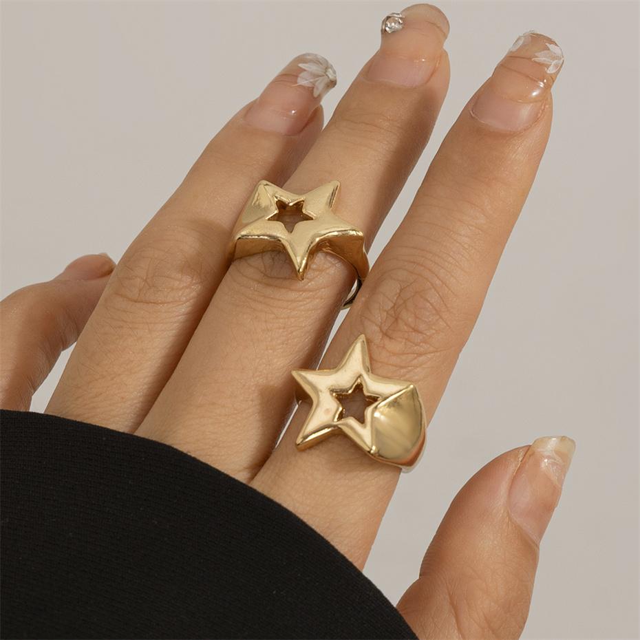 Ingemark 2Pcs/Set Vintage Punk Irregular Hollow Star Metal Open Rings for Women Gothic Adjustable Couple Rings Y2K Wed Jewelry
Ingemark 2Pcs/Set Vintage Punk Irregular Hollow Star Metal Open Rings for Women Gothic Adjustable Couple Rings Y2K Wed Jewelry