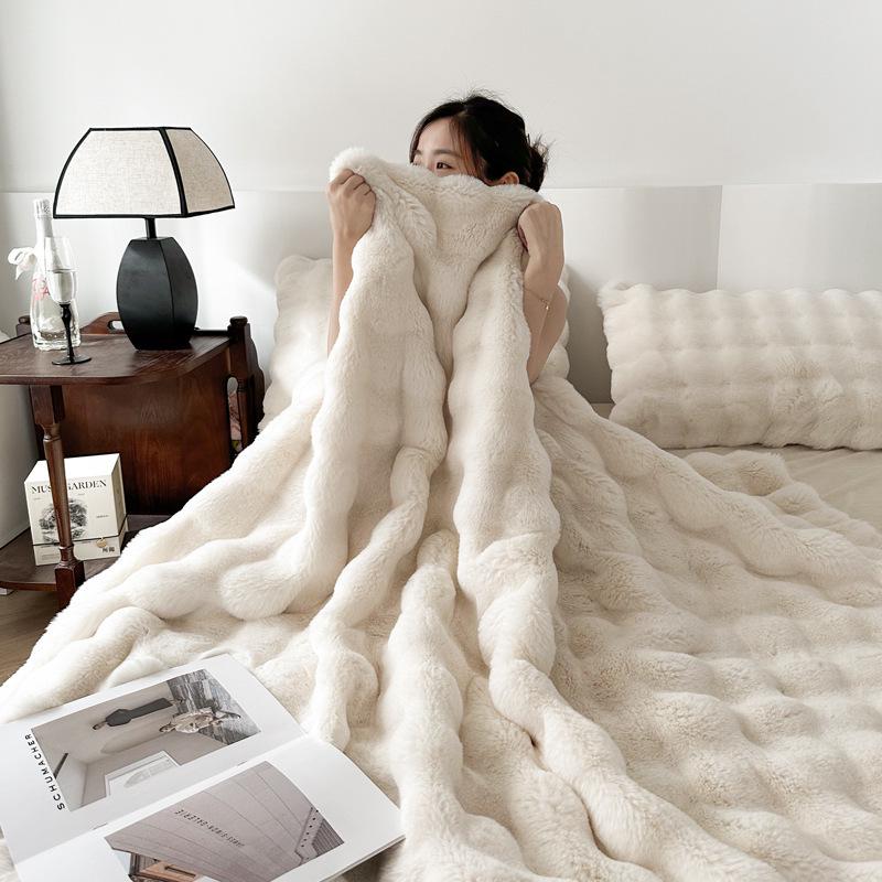 Luxurious Thick Faux Fur Velvet Baby Four-Piece Set 1.2m Bed Three-Piece Set (Duvet Cover 1.5x2m)
Luxurious Thick Faux Fur Velvet Baby Four-Piece Set 1.2m Bed Three-Piece Set (Duvet Cover 1.5x2m)
