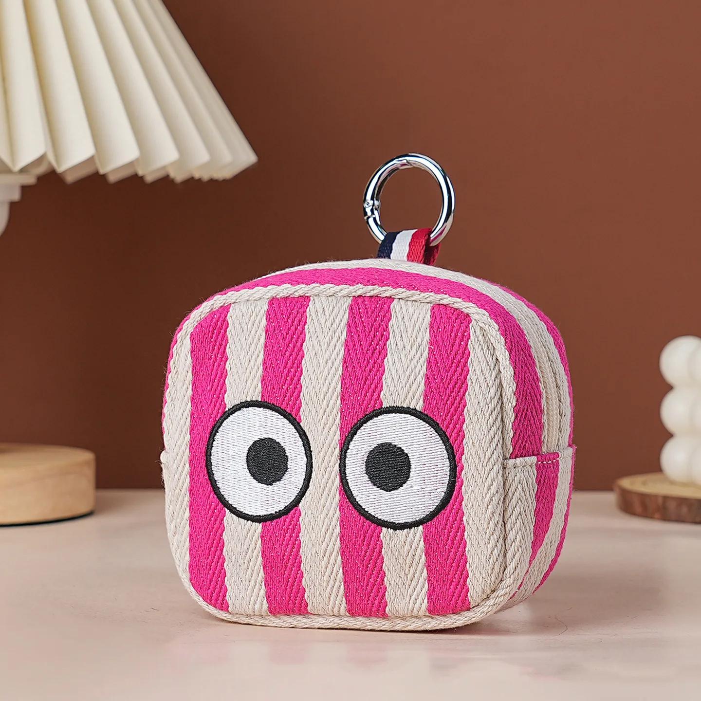 Korean Cute Women Golf Small Ball Case Eye Plaid Pattern Mini Cosmetic Bag Portable Embroidery Lipstick Brush Organizer Pouch червоний
Korean Cute Women Golf Small Ball Case Eye Plaid Pattern Mini Cosmetic Bag Portable Embroidery Lipstick Brush Organizer Pouch червоний