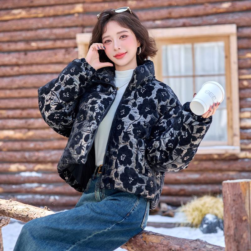 2024 Women s Winter Slimming Jacquard Down Jacket, Small Size, White Duck Down, Short Coat S 90-120 lbs чёрный
2024 Women s Winter Slimming Jacquard Down Jacket, Small Size, White Duck Down, Short Coat S 90-120 lbs чёрный