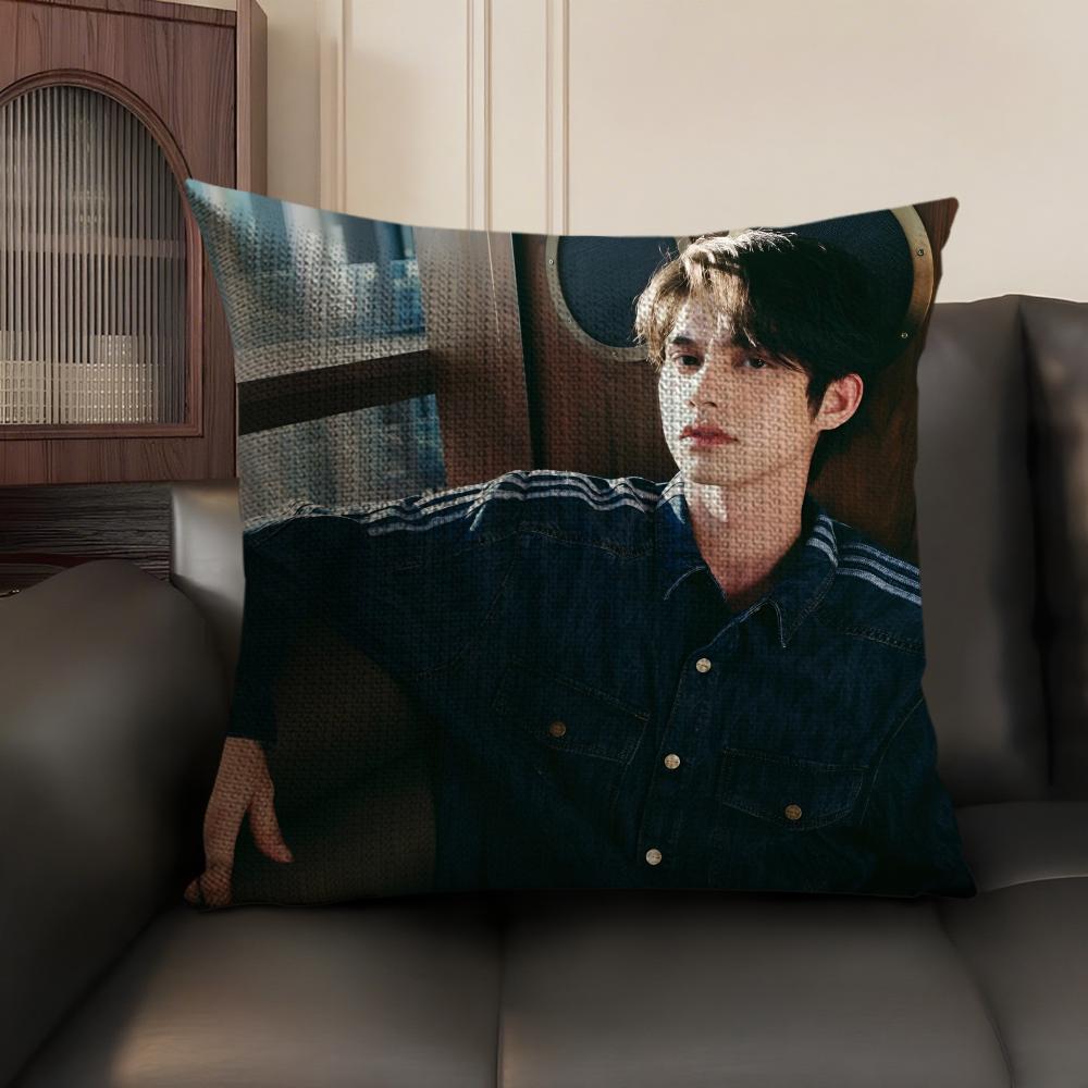 The Star VVachirawit Chivaaree Singer Pillow Case DoubleSided Printing Short Plush Sofa Cushion Cover Bedroom Bedside Pillow 30X30cm
The Star VVachirawit Chivaaree Singer Pillow Case DoubleSided Printing Short Plush Sofa Cushion Cover Bedroom Bedside Pillow 30X30cm
