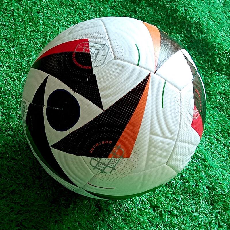 Mussel World Cup PU Football
Mussel World Cup PU Football