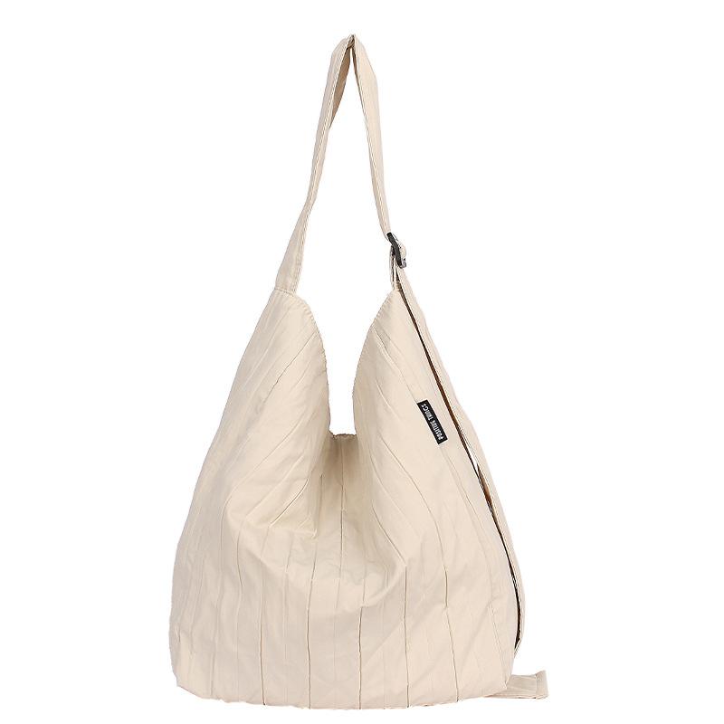 New Versatile Pleated Nylon Underarm Bag Women s Texture Commuting Solid Color Large Capacity Shoulder Bucket Bag білий
New Versatile Pleated Nylon Underarm Bag Women s Texture Commuting Solid Color Large Capacity Shoulder Bucket Bag білий