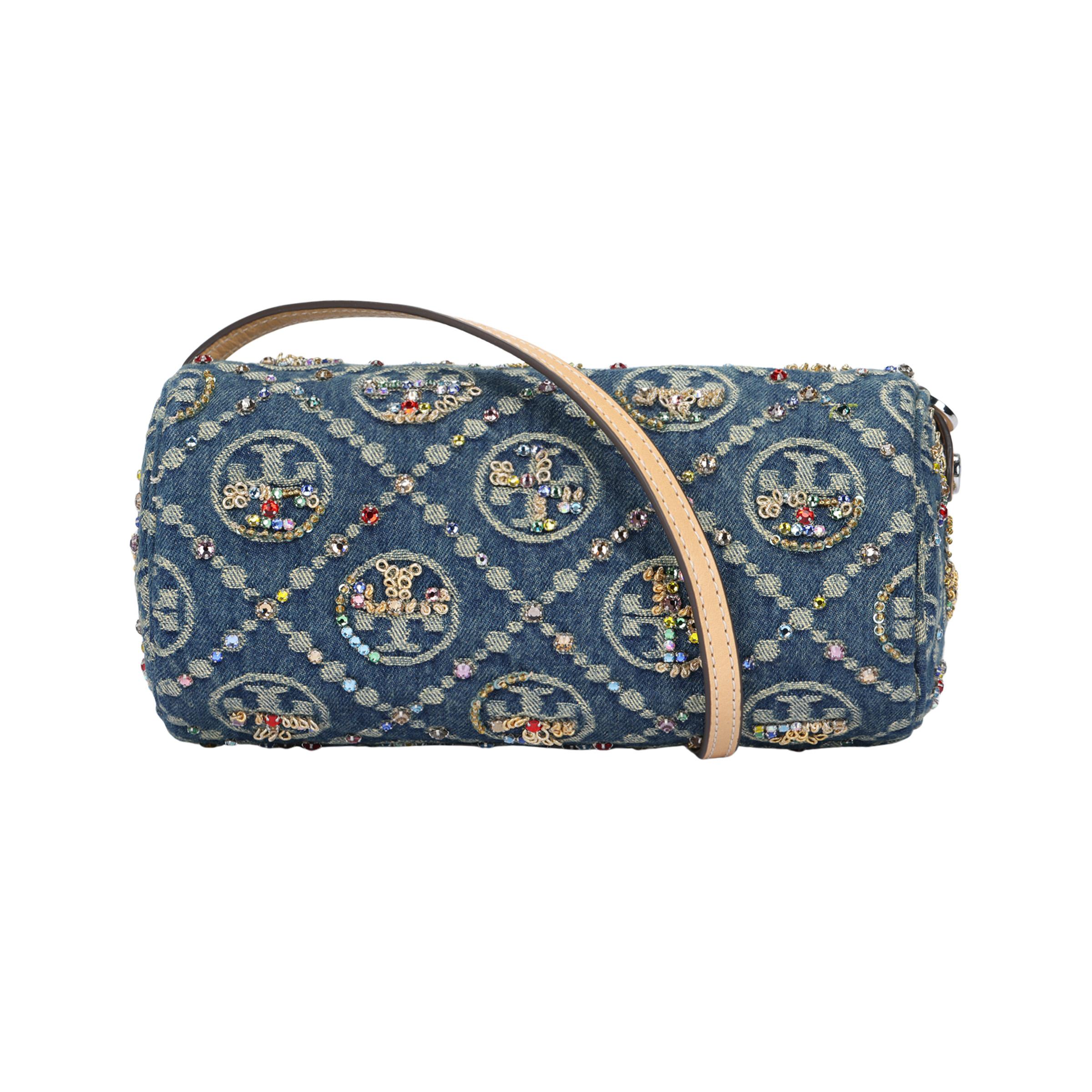 Tory Burch T Monogram Pattern Beaded And Sequin Detail Cylinder Bag Women Shoulder Bag Denim-Blue 175542-500 Shopping Bag Set(Basic Set+Shopping Bag)
Tory Burch T Monogram Pattern Beaded And Sequin Detail Cylinder Bag Women Shoulder Bag Denim-Blue 175542-500 Shopping Bag Set(Basic Set+Shopping Bag)