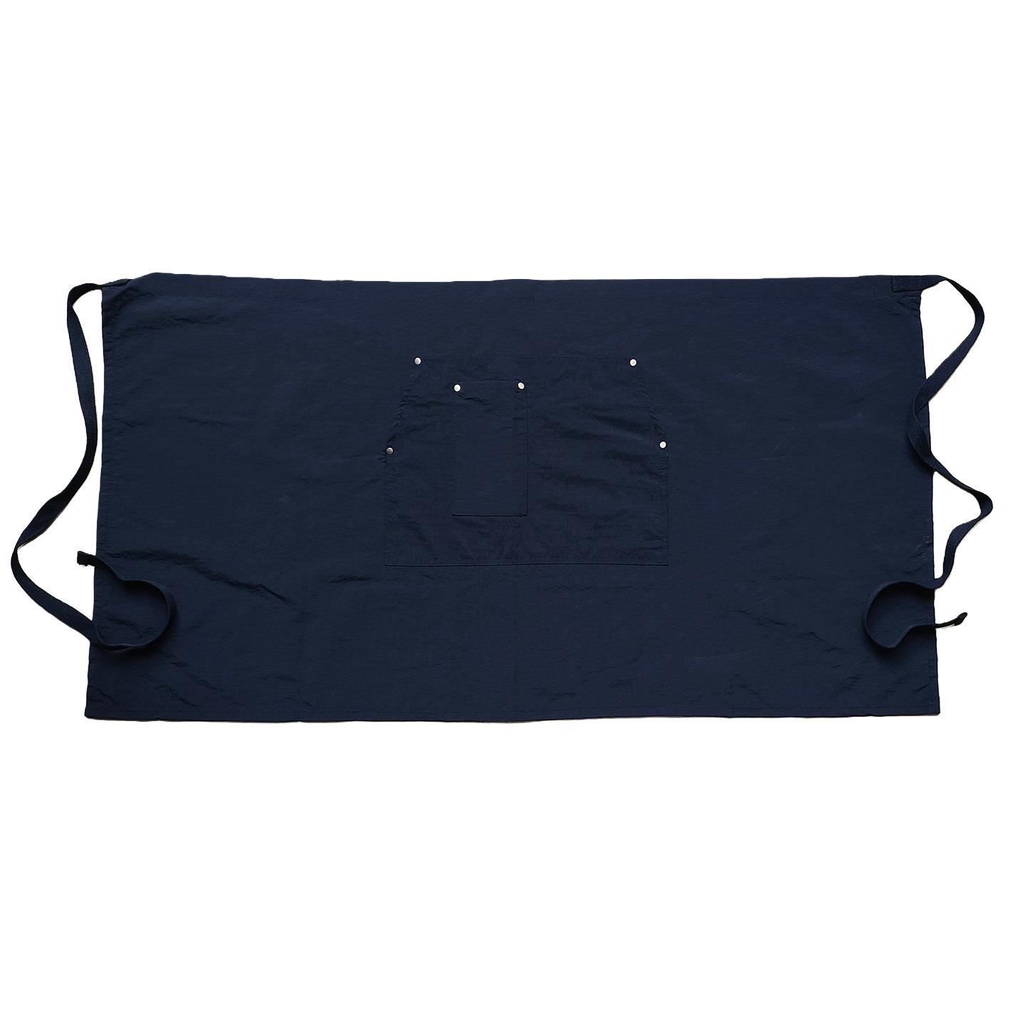 Half-body short milk tea coffee shop men s and women s work clothes anti-fouling apron waiter чёрный
Half-body short milk tea coffee shop men s and women s work clothes anti-fouling apron waiter чёрный