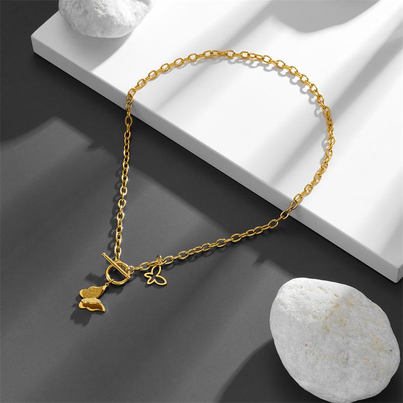 European & American Multi-Layer Chain Necklace with 3D Butterfly Pendant in Versatile Titanium Steel
European & American Multi-Layer Chain Necklace with 3D Butterfly Pendant in Versatile Titanium Steel