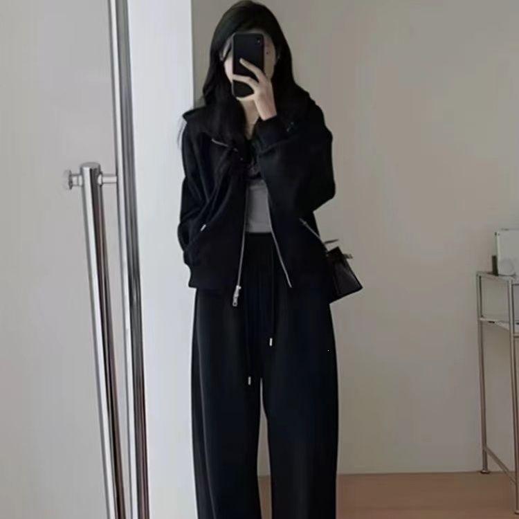 Korean Style Women s Slim Fit Casual Two-Piece Hoodie Set for Autumn M up to 100 lbs
Korean Style Women s Slim Fit Casual Two-Piece Hoodie Set for Autumn M up to 100 lbs