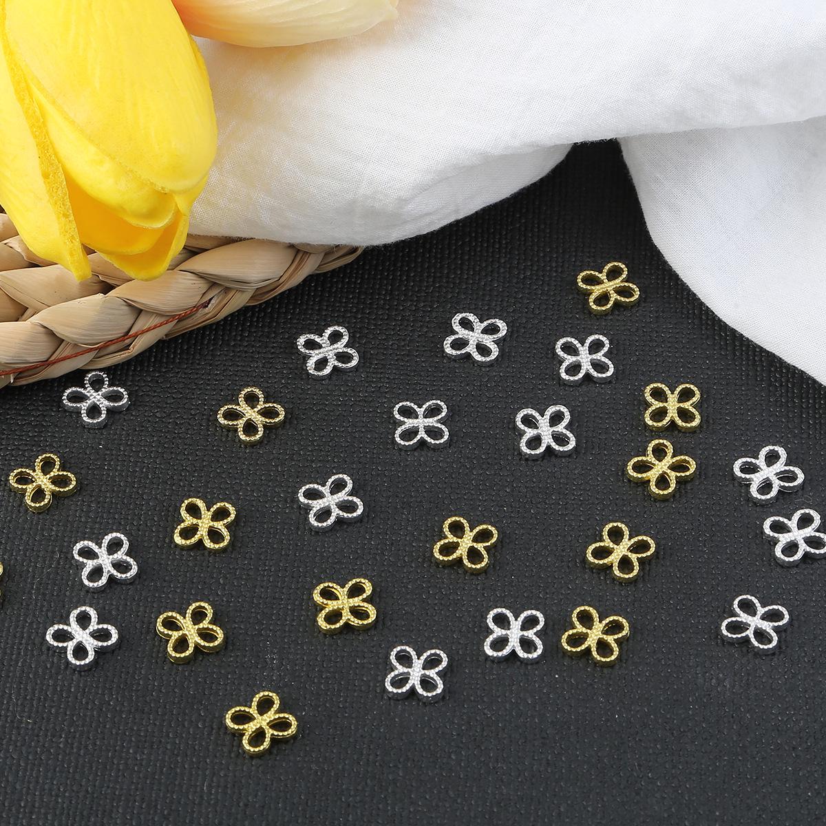 Small Alloy Four-Leaf Clover Flower Connector Pendant for DIY Ancient Style Hairpin Jewelry Diameter 8mm, Pack of 10 серебряный
Small Alloy Four-Leaf Clover Flower Connector Pendant for DIY Ancient Style Hairpin Jewelry Diameter 8mm, Pack of 10 серебряный