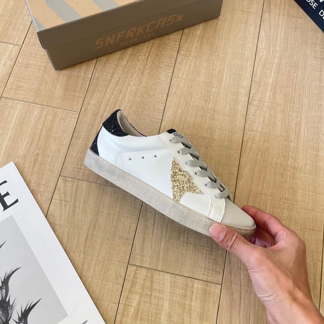 Top version stars old little dirty shoes women s 20 new retro flat bottom inner height increase couple large size casual shoes 44
Top version stars old little dirty shoes women s 20 new retro flat bottom inner height increase couple large size casual shoes 44