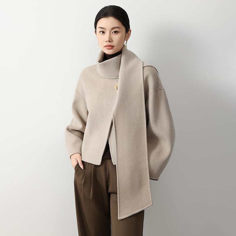 Короткое двустороннее шерстяное пальто для женщин, новая осенне-зимняя короткая шерстяная подкладка с шарфом M
Короткое двустороннее шерстяное пальто для женщин, новая осенне-зимняя короткая шерстяная подкладка с шарфом M