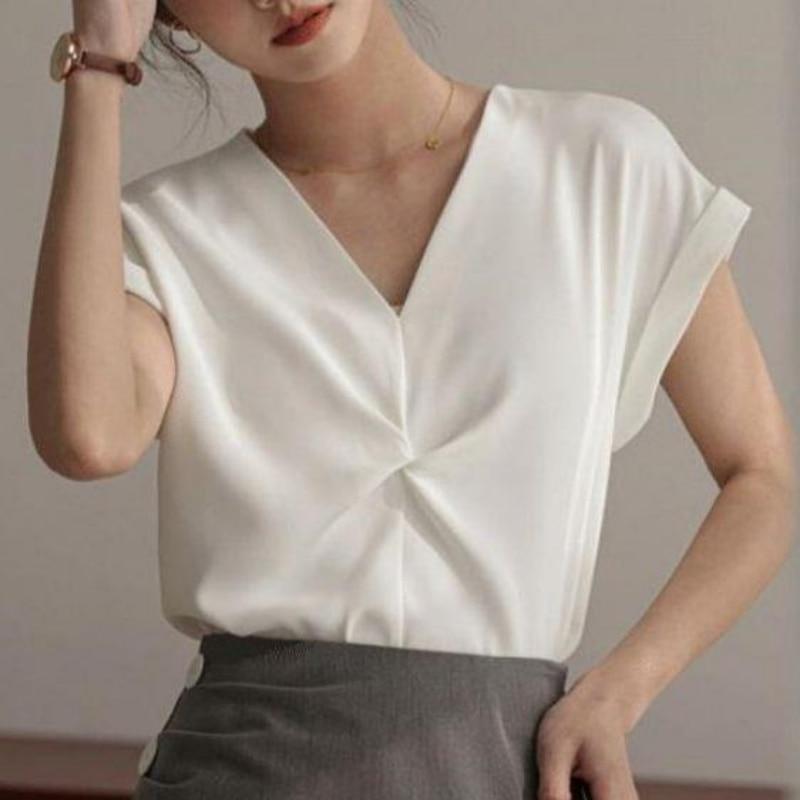 Blusas 2023, корейская летняя рубашка с v-образным вырезом, модные топы с короткими рукавами для женщин, повседневная однотонная блузка, женская рубашка, темпераментный топ 27936
Blusas 2023, корейская летняя рубашка с v-образным вырезом, модные топы с короткими рукавами для женщин, повседневная однотонная блузка, женская рубашка, темпераментный топ 27936