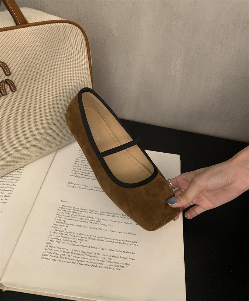 French one-word buckle with square head Mary Jane women s shoes comfortable and soft leopard print flat bottom pig nose single shoes 39 коричневый
French one-word buckle with square head Mary Jane women s shoes comfortable and soft leopard print flat bottom pig nose single shoes 39 коричневый