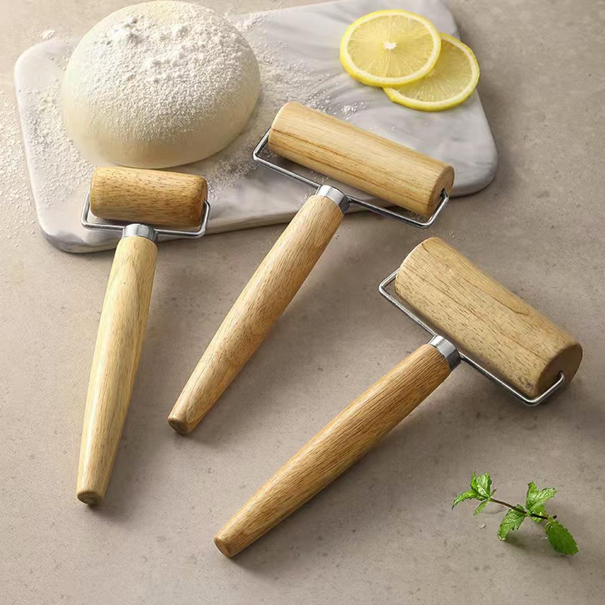 1PC Wooden rolling pin for dough; home use; pointed noodle rod; non-stick beech wood for baking
1PC Wooden rolling pin for dough; home use; pointed noodle rod; non-stick beech wood for baking