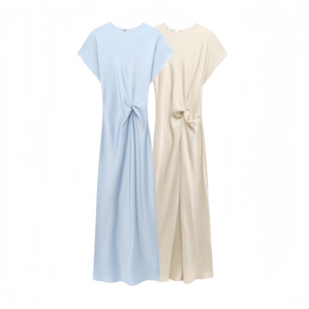 2025 Spring/Summer Women s Silk Satin Pleated Pullover Dress with Round Neck and Short Sleeves Medium
2025 Spring/Summer Women s Silk Satin Pleated Pullover Dress with Round Neck and Short Sleeves Medium