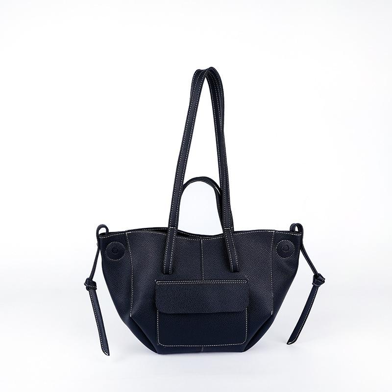 Stylish Large Capacity Wing Bag Women s Luxury Retro Tote Bag Korean Style Simple Casual Versatile Shoulder Bag Elegant Handbag чёрный
Stylish Large Capacity Wing Bag Women s Luxury Retro Tote Bag Korean Style Simple Casual Versatile Shoulder Bag Elegant Handbag чёрный