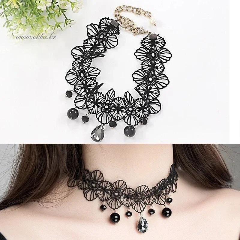 Hot Sale Sexy Black Lace Flower Waterdrop Rhinestones Pendant Women Girl Popular Torques Short Necklaces Accessories A
Hot Sale Sexy Black Lace Flower Waterdrop Rhinestones Pendant Women Girl Popular Torques Short Necklaces Accessories A