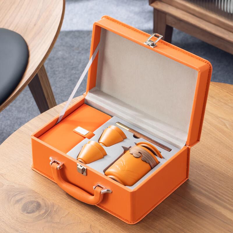 Business Festival Tea Set Gift Box with Notebook and Pen
Business Festival Tea Set Gift Box with Notebook and Pen