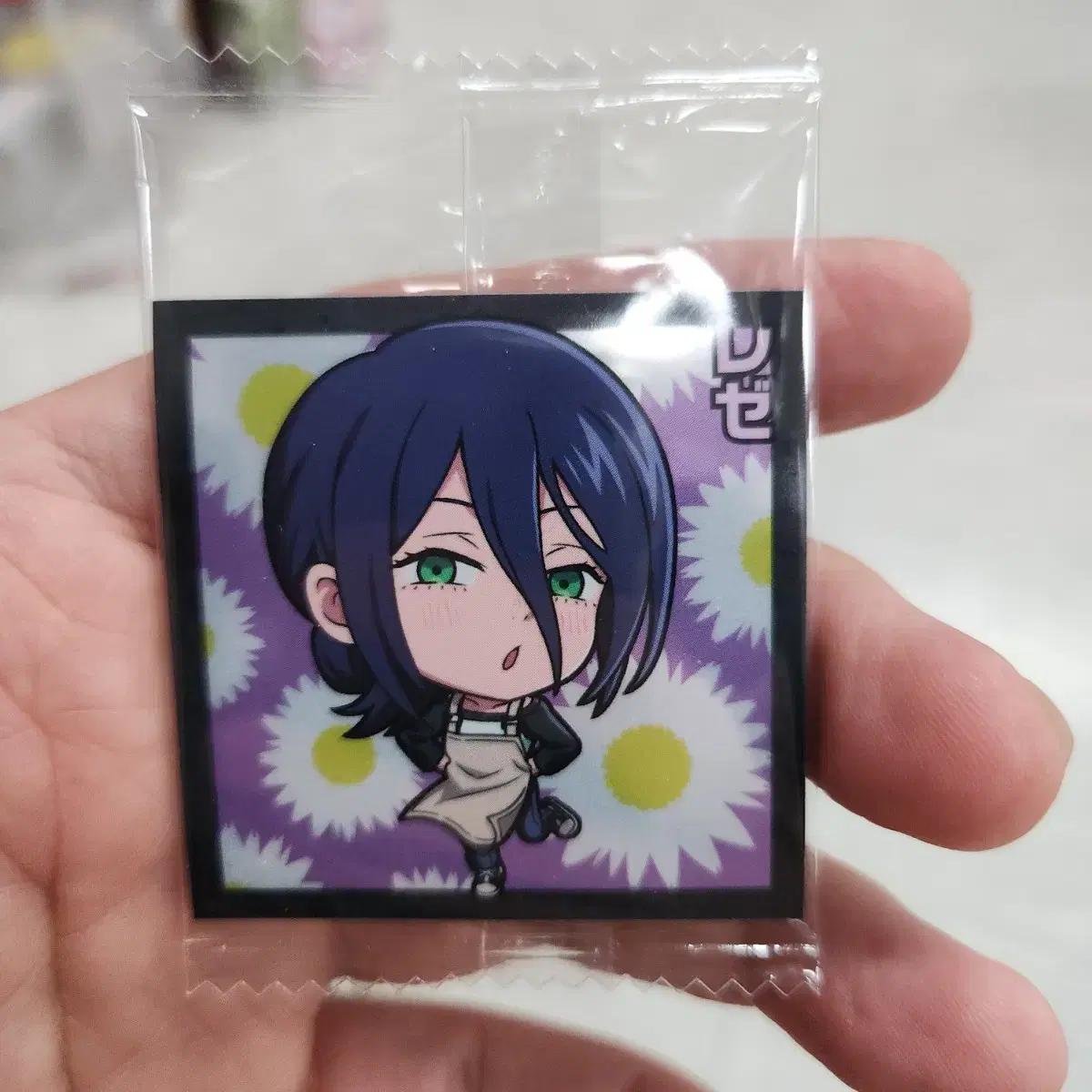 Человек-бензопила Резе Вафельная наклейка
Человек-бензопила Резе Вафельная наклейка